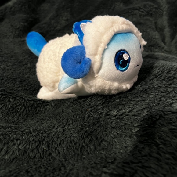 Aphmau Meemeows Aphmau and Friends Series Sheep Pierce Plush - Picture 3 of 4